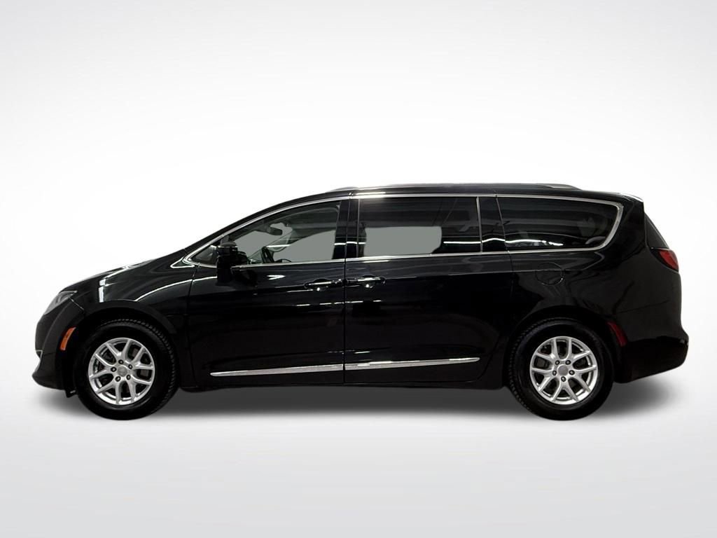 Used 2020 Chrysler Pacifica Touring-L FWD image 27