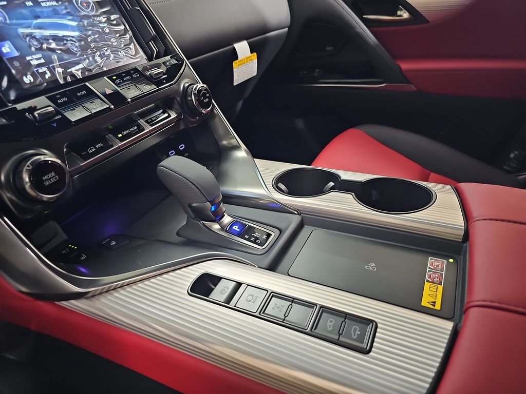 New 2026 Lexus LX 700h F Sport AWD/4WD image 24