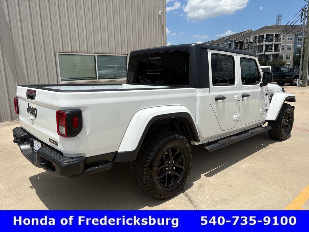 Used 2023 Jeep Gladiator Sport AWD/4WD image 7