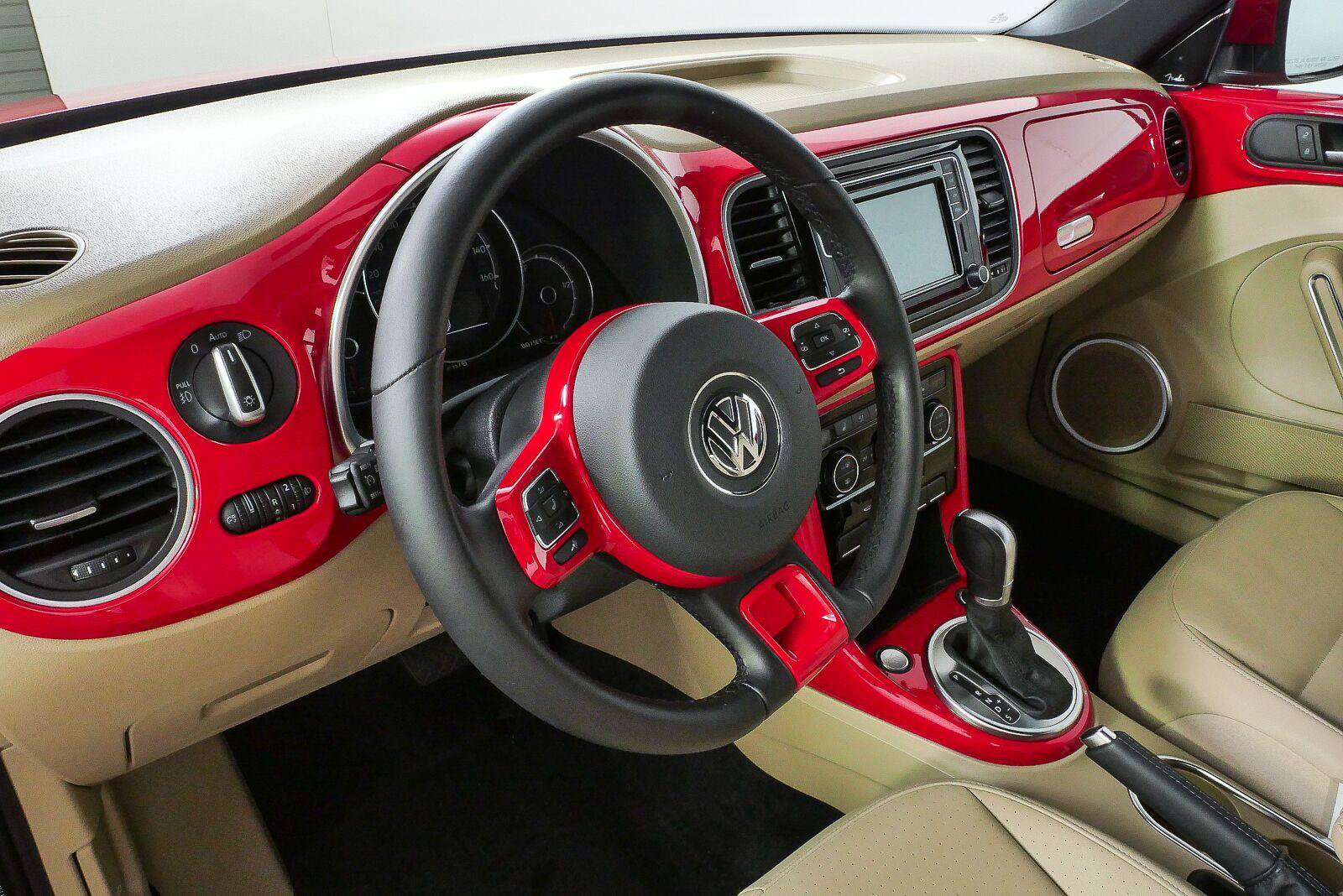 Used 2019 Volkswagen Beetle 2.0T SE w/ SE Premium Package FWD image 7