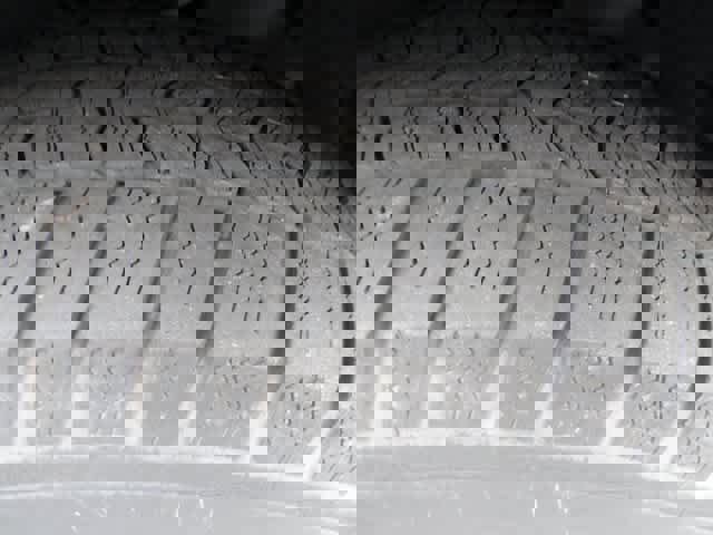 Used 2013 Toyota 4Runner SR5 image 27