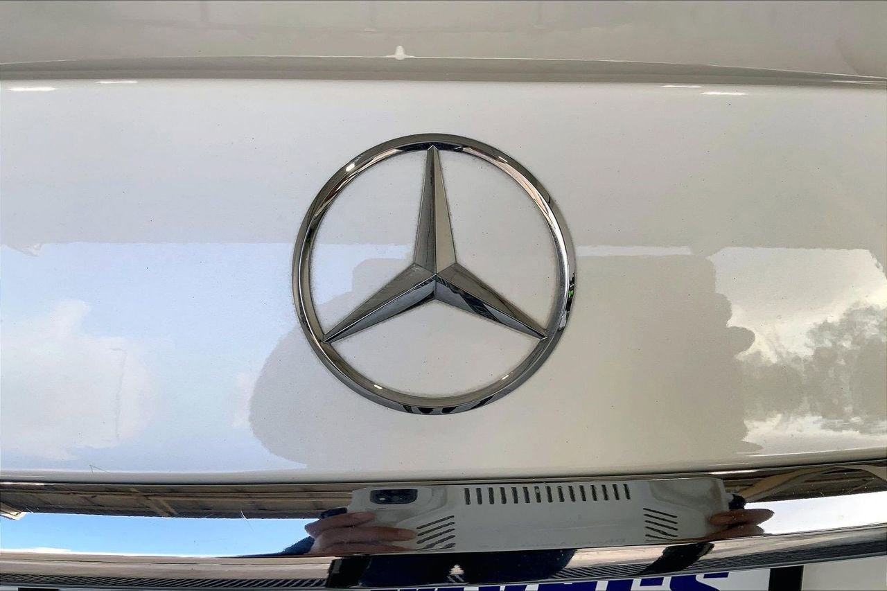 Used 2016 Mercedes-Benz S 550 Sedan image 7