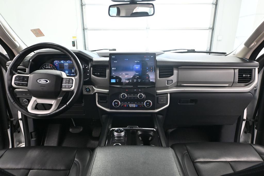 Used 2022 Ford Expedition Max XLT AWD/4WD image 26