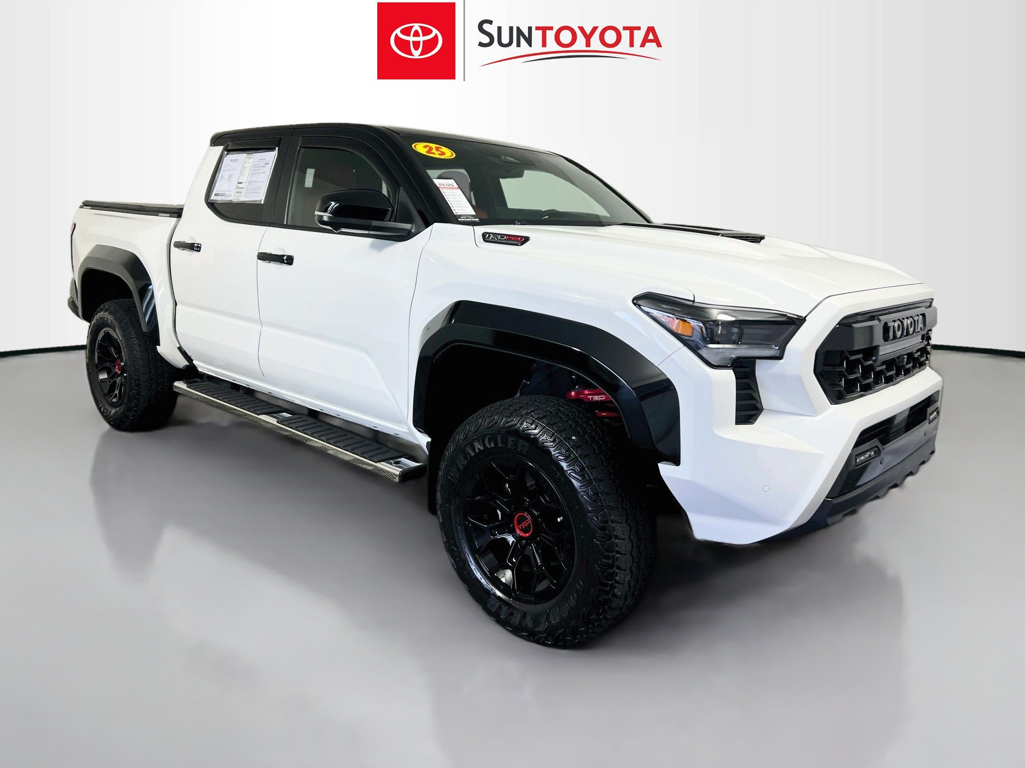 Used 2025 Toyota Tacoma TRD Pro AWD/4WD image 1