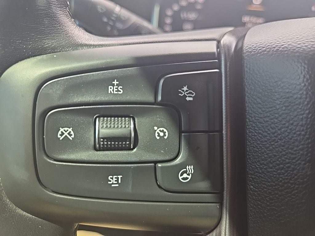 Used 2025 GMC Sierra 3500 Denali Ultimate AWD/4WD image 16