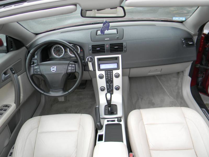 Used 2012 Volvo C70 T5 w/ Climate Pkg FWD image 22
