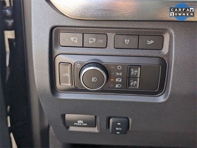 Used 2024 Ford F250 Lariat w/ Black Appearance Package image 30