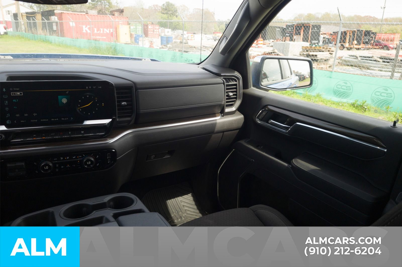 Used 2025 Chevrolet Silverado 1500 LT RWD image 20
