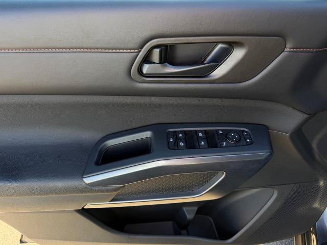 Certified 2025 Nissan Pathfinder Rock Creek AWD/4WD image 20