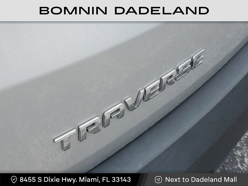 Used 2021 Chevrolet Traverse LT image 7