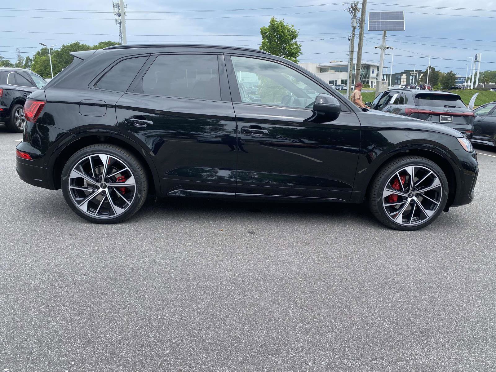 Certified 2023 Audi SQ5 Prestige w/ Prestige Package AWD/4WD image 8
