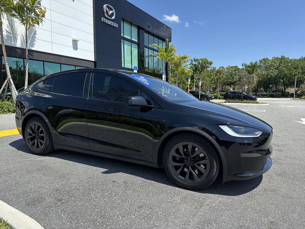 Used 2024 Tesla Model X image 7