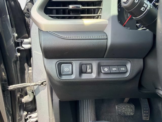 Used 2021 GMC Acadia Denali w/ Denali Technology Package FWD image 30