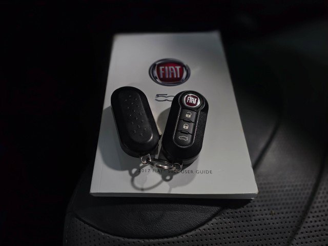 Used 2017 FIAT 500L Trekking w/ Dual-Pane Sunroof Package image 41