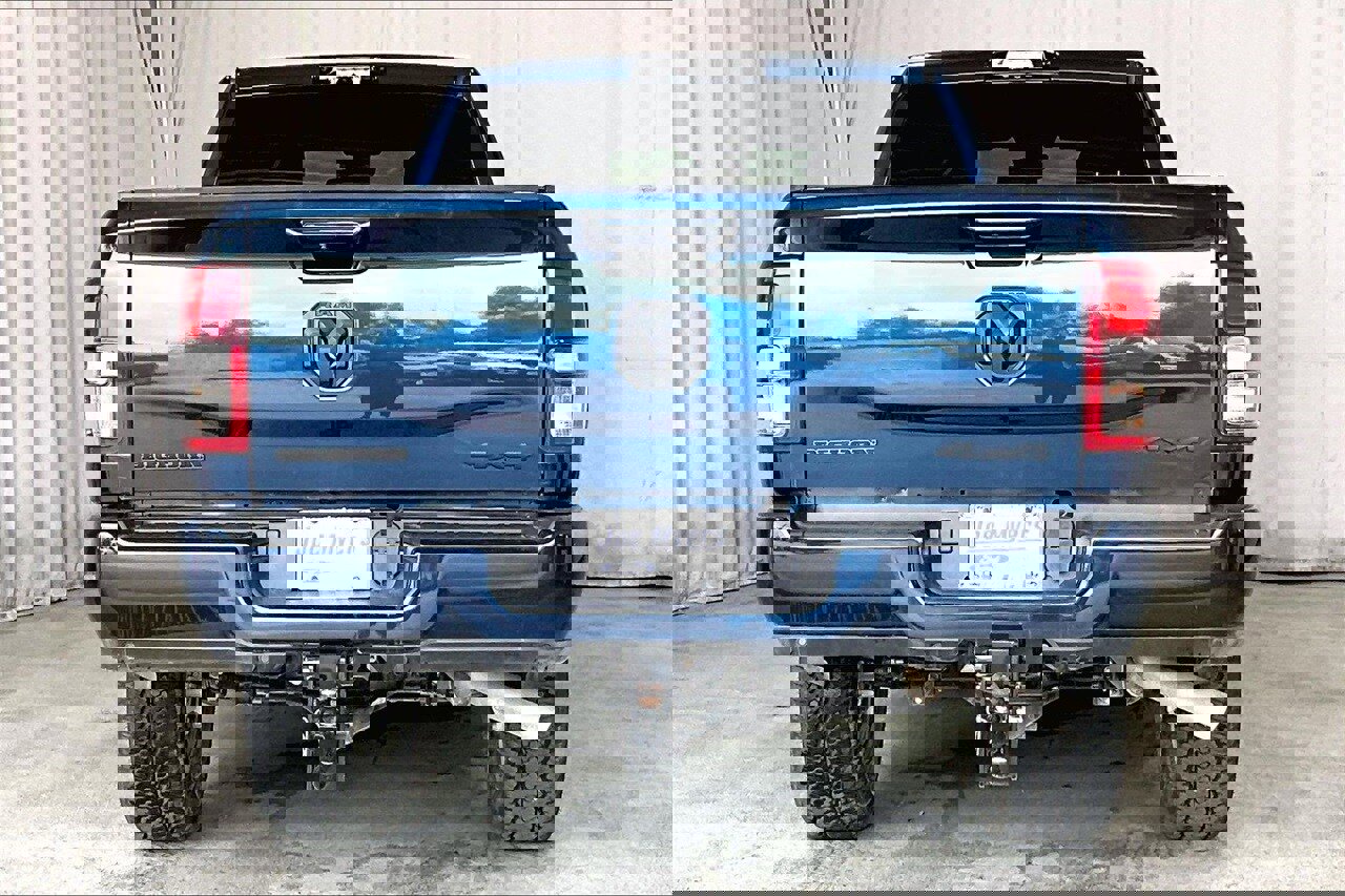 Used 2024 RAM 2500 Big Horn w/ Night Edition image 4