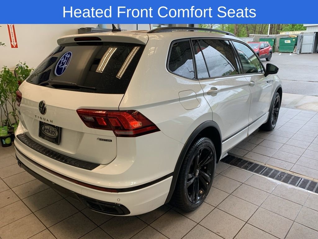 Used 2023 Volkswagen Tiguan SE R-Line AWD/4WD image 11