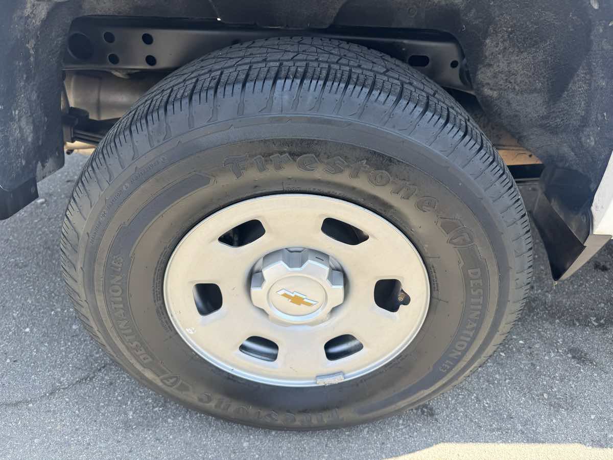 Used 2018 Chevrolet Colorado W/T image 10