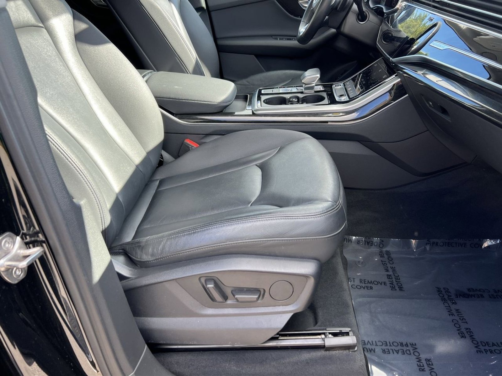 Used 2022 Audi Q7 Premium Plus image 30