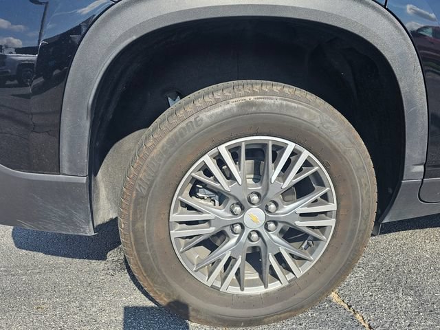 Used 2025 Chevrolet Traverse LT FWD image 10
