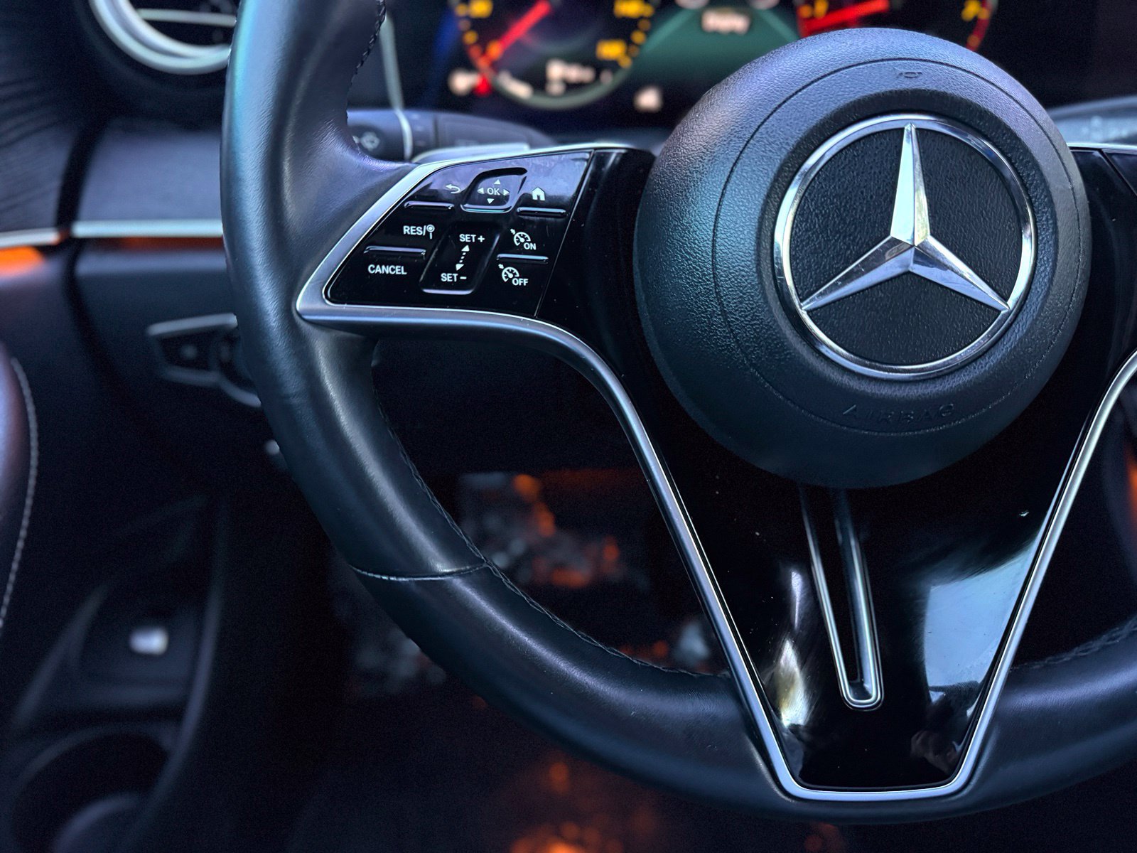 Used 2022 Mercedes-Benz E 350 Sedan image 26