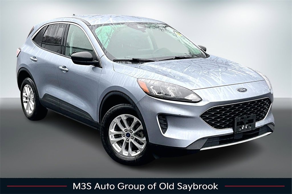 Used 2022 Ford Escape SE image 3