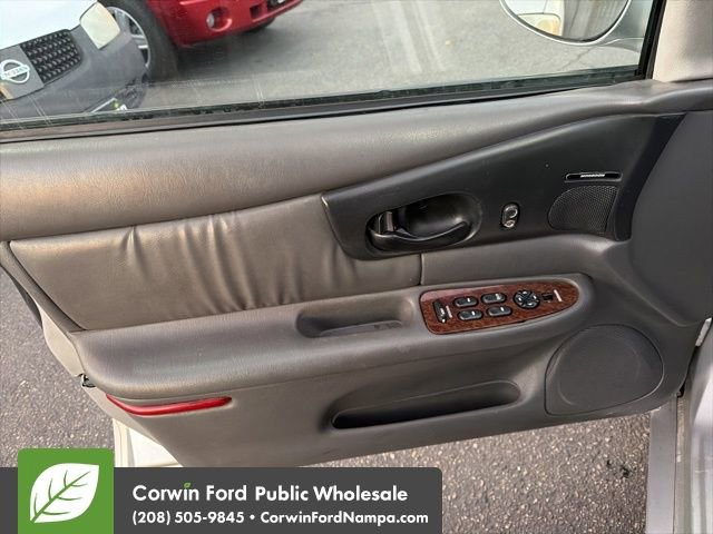 Used 2002 Buick Regal LS w/ SL Western Region Pkg image 12