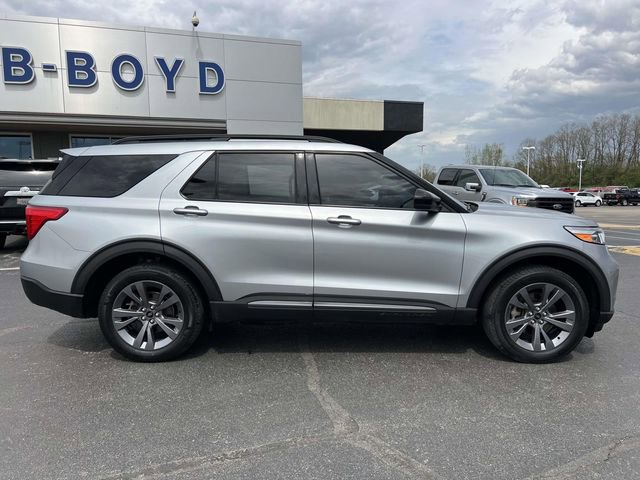 Certified 2023 Ford Explorer XLT w/ Equipment Group 202A AWD/4WD image 10