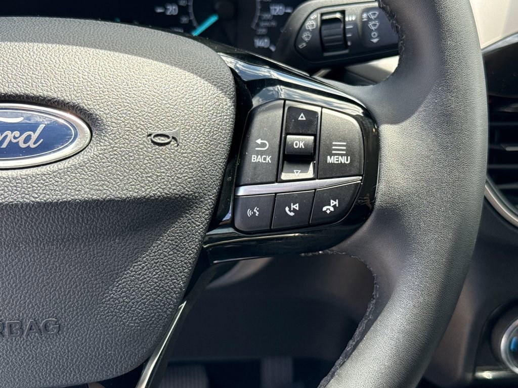 Used 2022 Ford Escape SEL FWD image 17