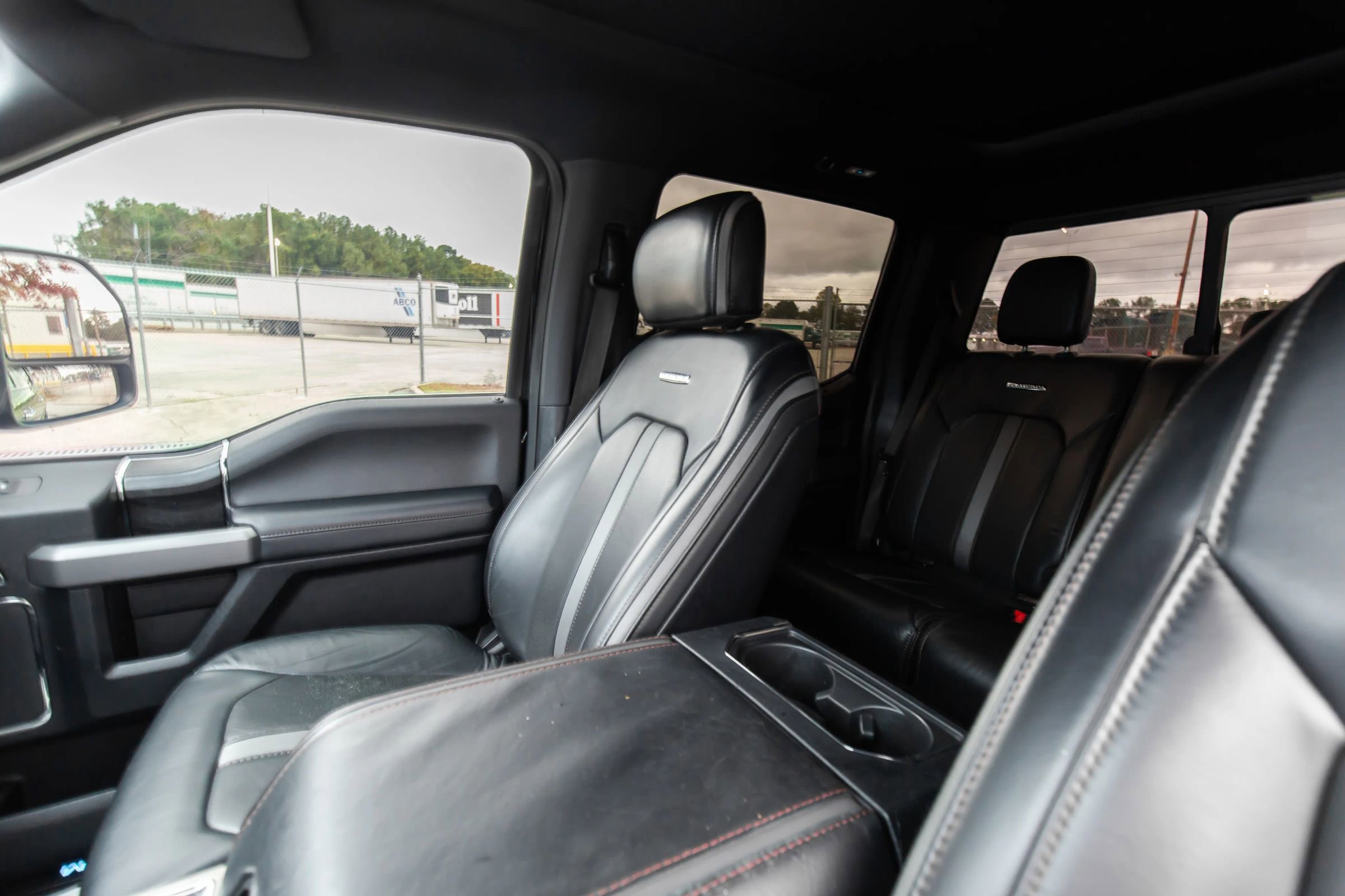 Used 2019 Ford F250 Platinum w/ Platinum Ultimate Package image 16