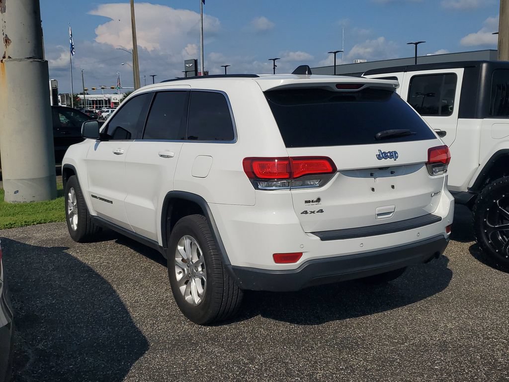 Used 2022 Jeep Grand Cherokee Laredo E AWD/4WD image 3