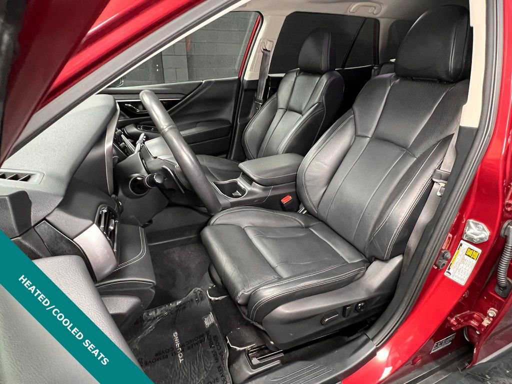 Used 2025 Subaru Outback Touring image 3