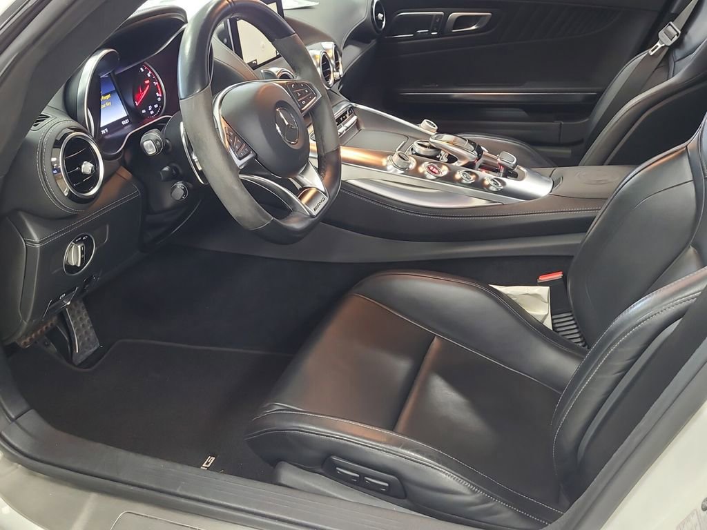 Used 2016 Mercedes-Benz AMG GT S image 11