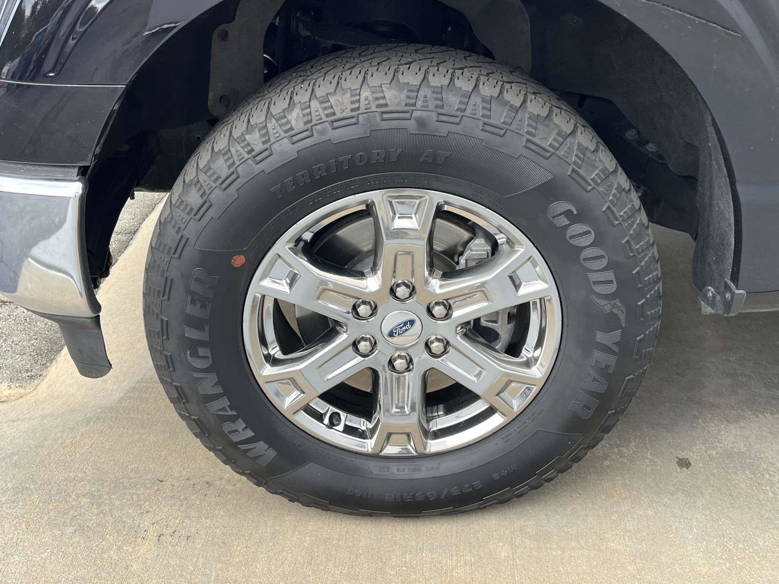 Used 2023 Ford F150 Lariat image 9