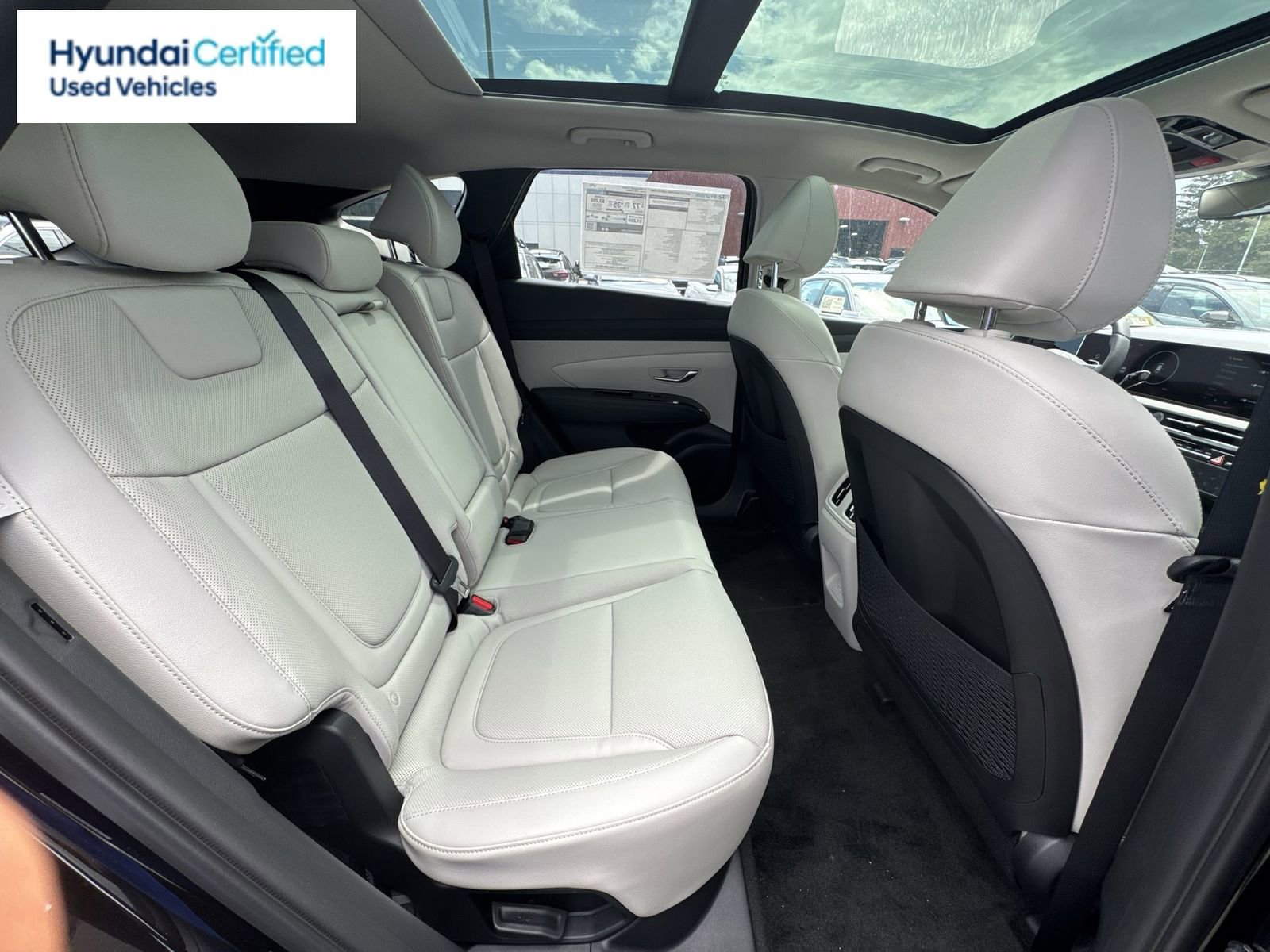 Used 2025 Hyundai Tucson Limited image 13