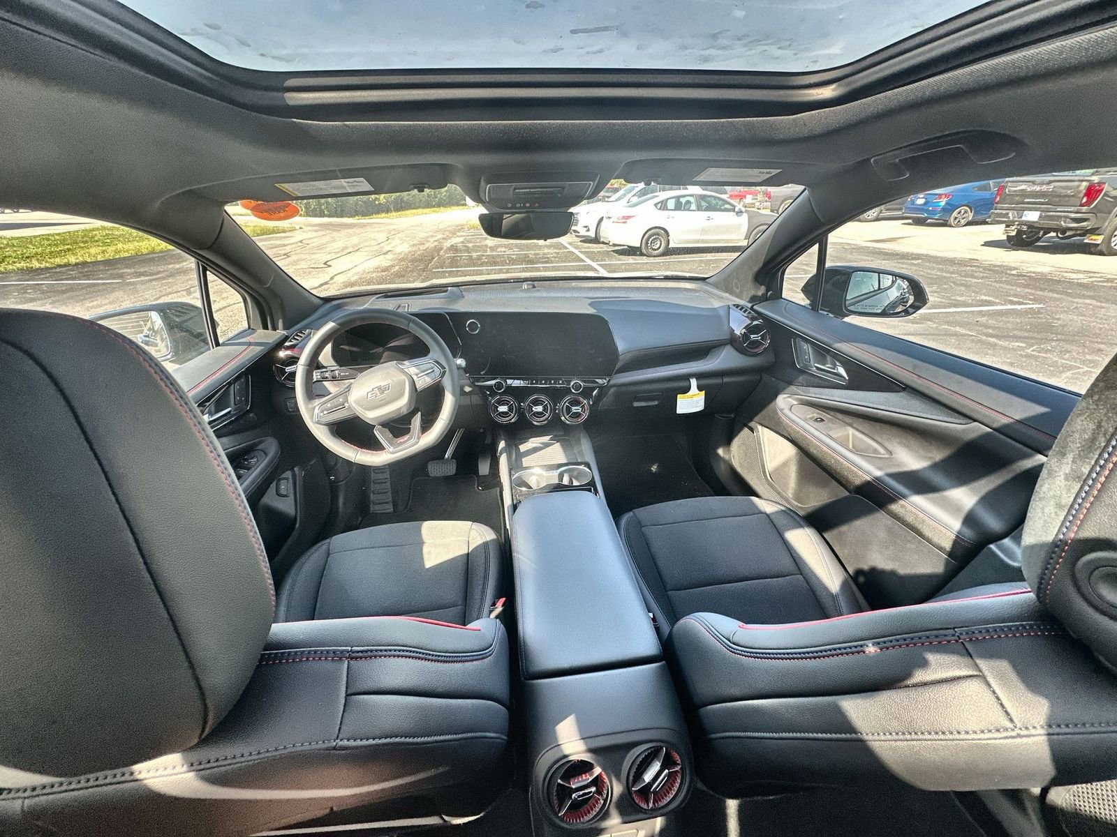 New 2025 Chevrolet Blazer EV RS image 19