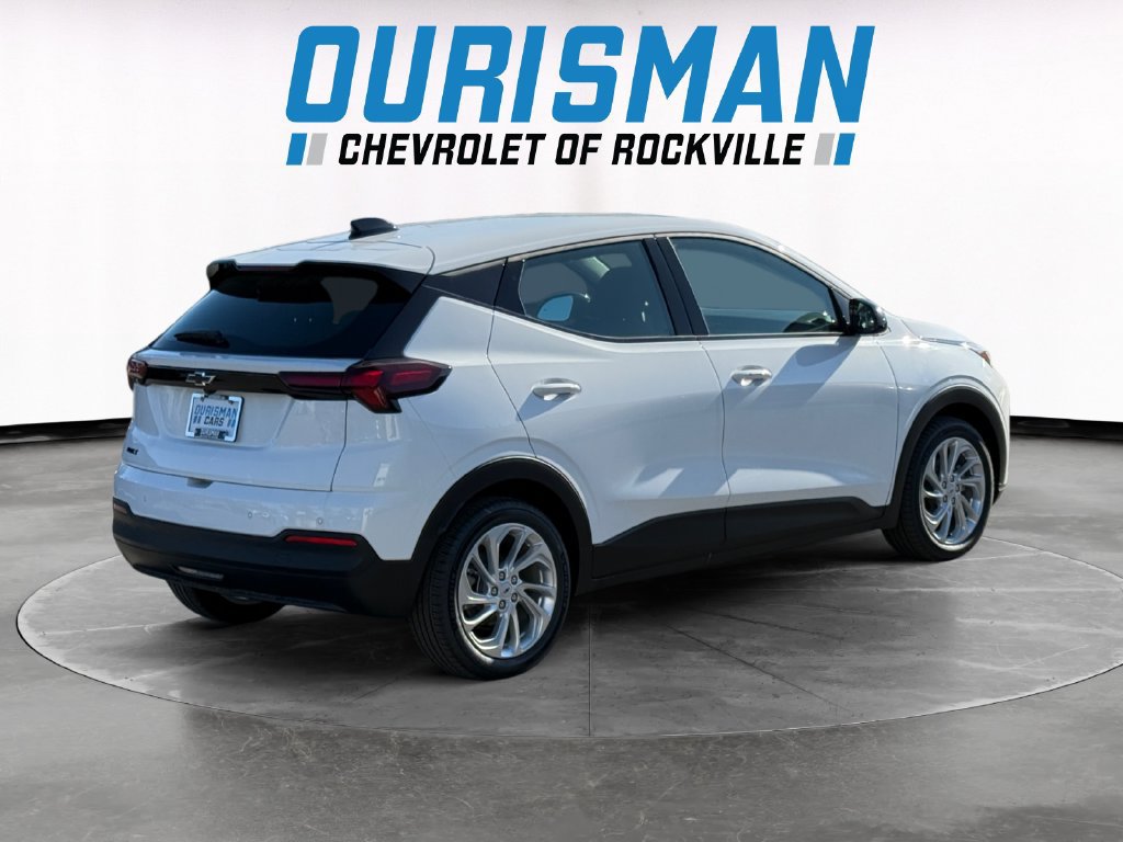 New 2027 Chevrolet Bolt LT w/ Comfort Package FWD image 6