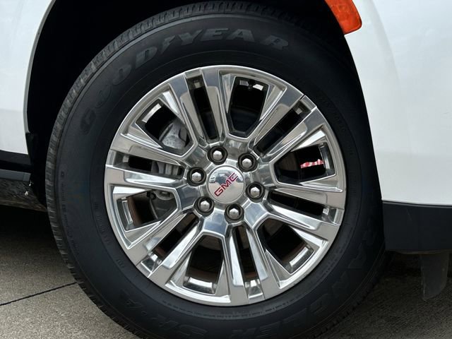Used 2021 GMC Yukon XL Denali image 11