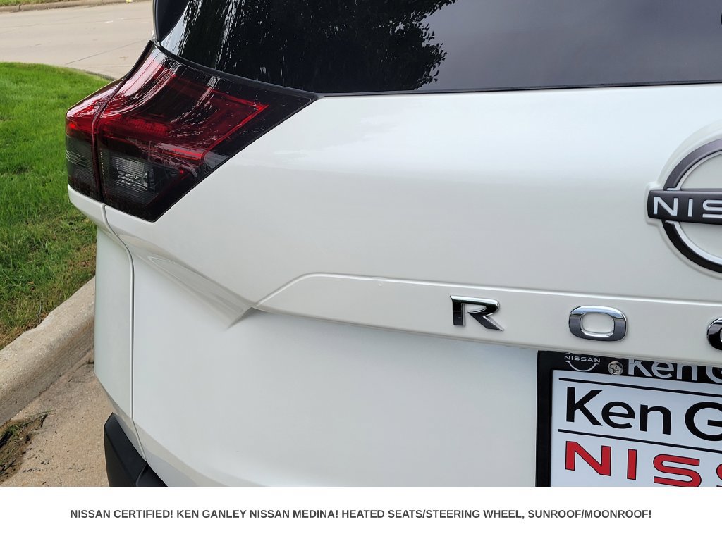 Certified 2023 Nissan Rogue SV w/ SV Premium B Package AWD/4WD image 16
