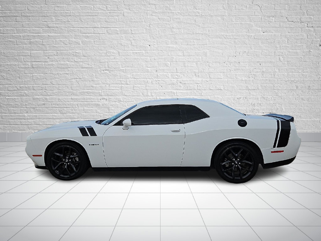 Used 2022 Dodge Challenger R/T w/ Plus Package RWD image 2