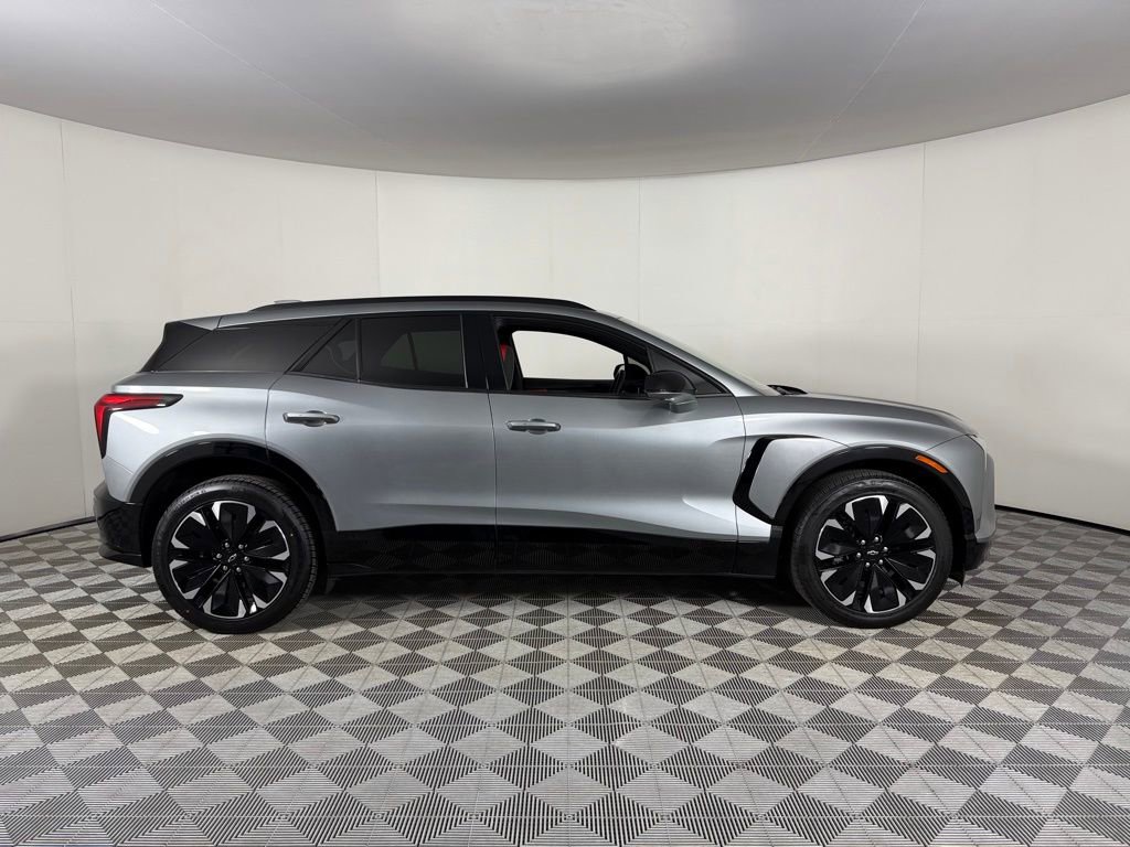 Used 2024 Chevrolet Blazer EV RS image 7