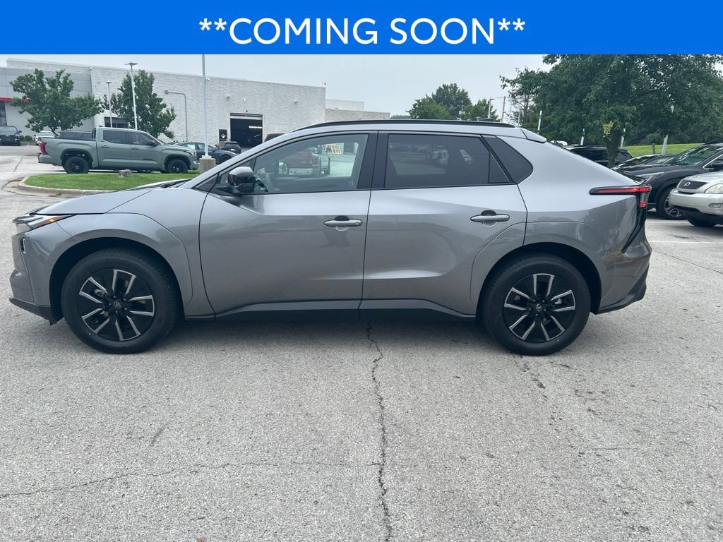 Used 2026 Toyota bZ AWD/4WD image 8