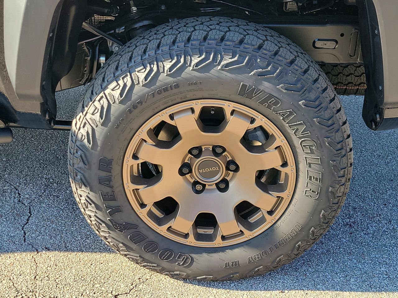 New 2025 Toyota Tacoma Trailhunter image 5