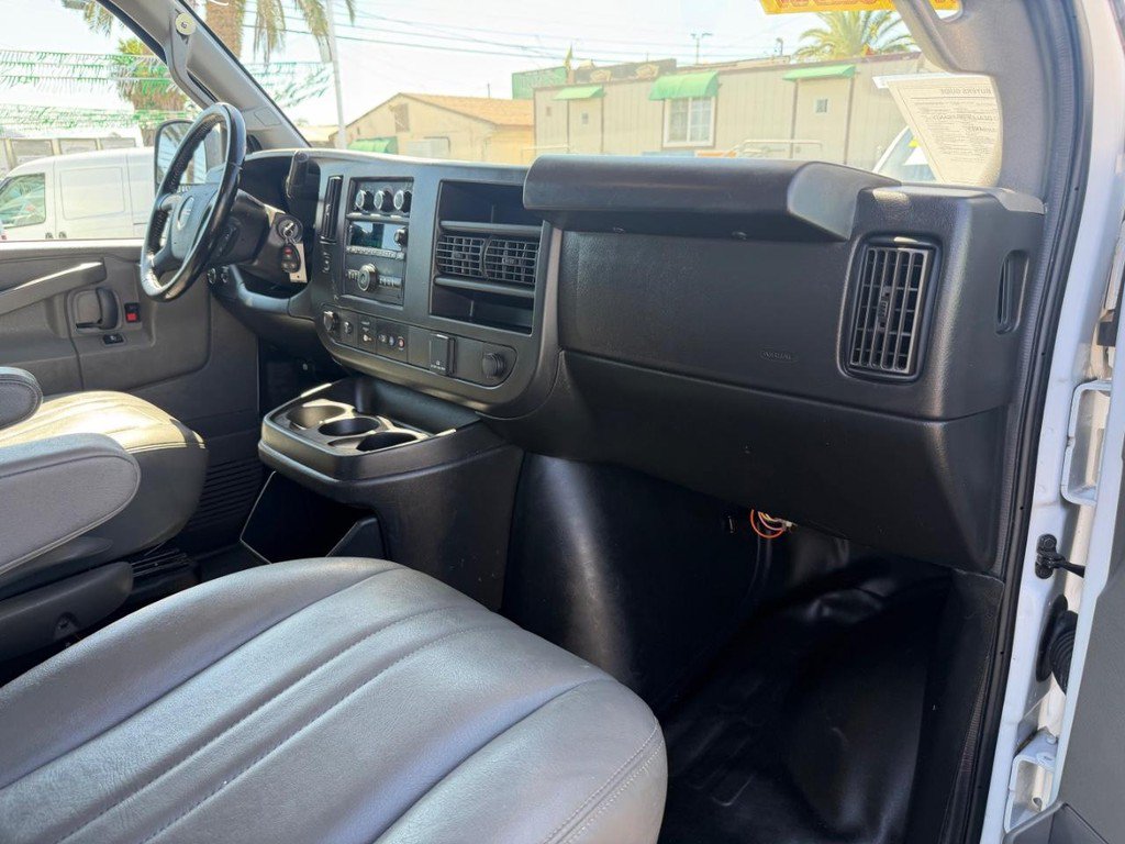 Used 2023 GMC Savana 2500 Extended w/ Driver Convenience Package RWD image 25