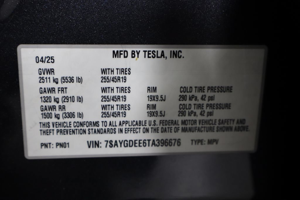 Used 2026 Tesla Model Y Long Range AWD/4WD image 38