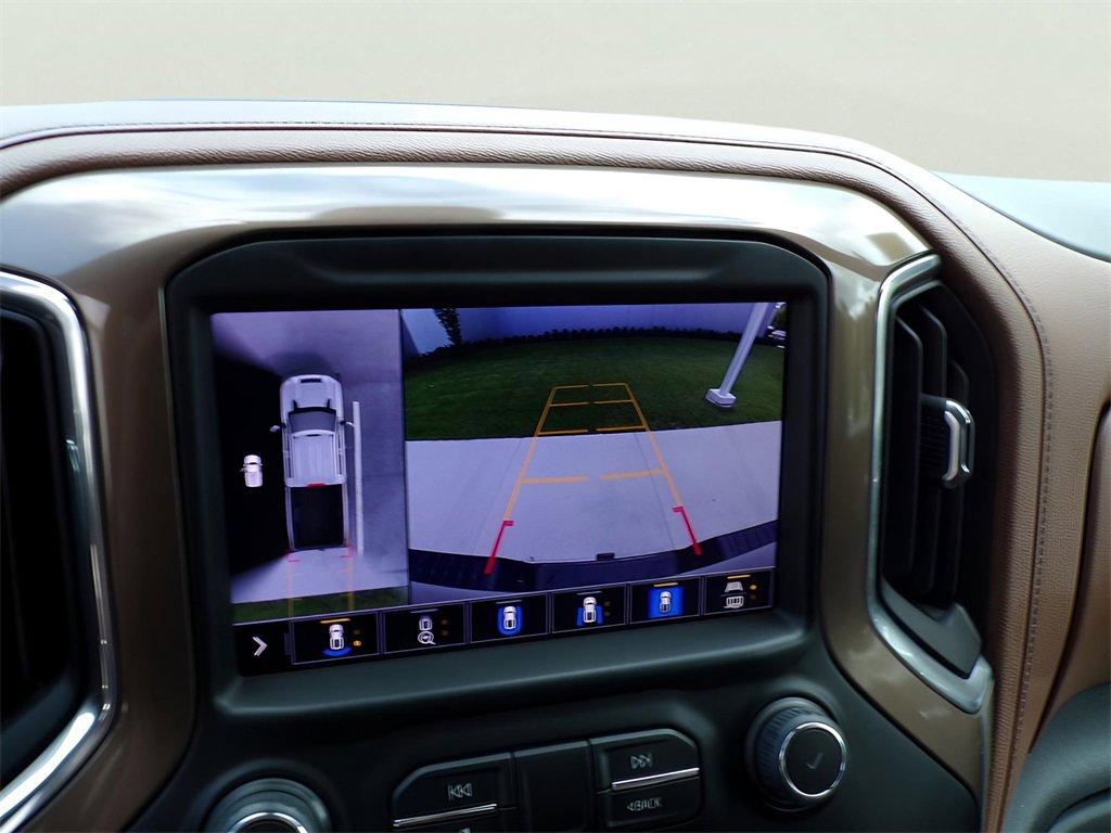 Used 2022 Chevrolet Silverado 3500 High Country w/ Technology Package image 20