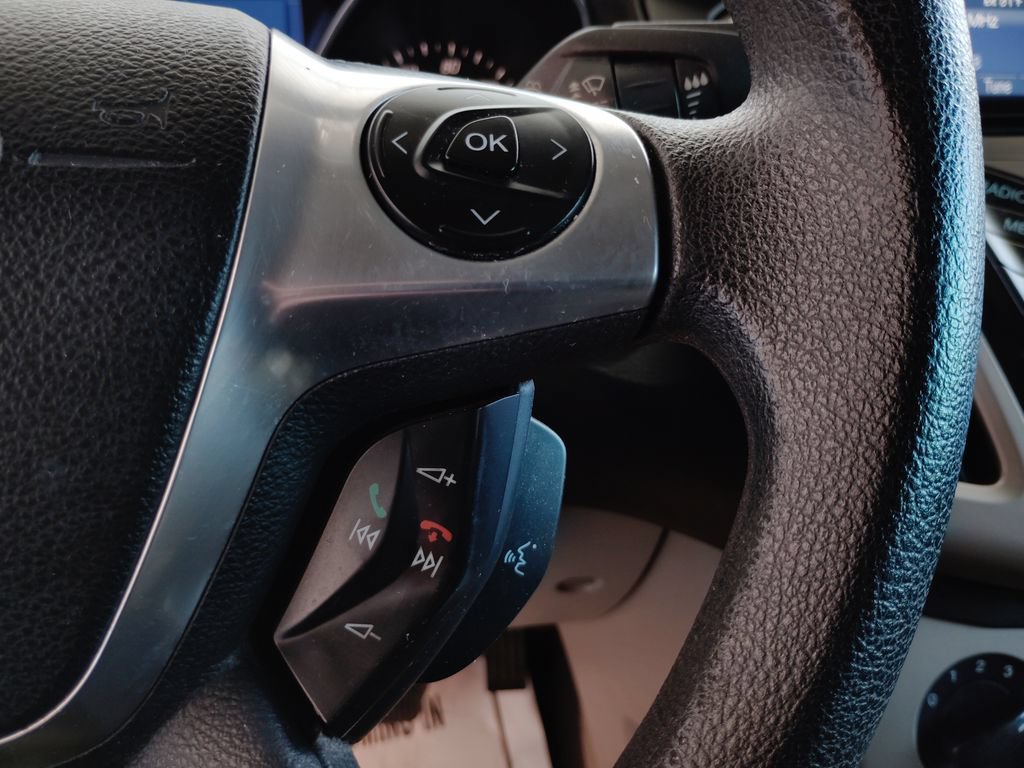 Used 2013 Ford Focus SE FWD image 26