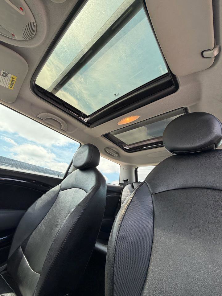 Used 2010 MINI Cooper S FWD image 29
