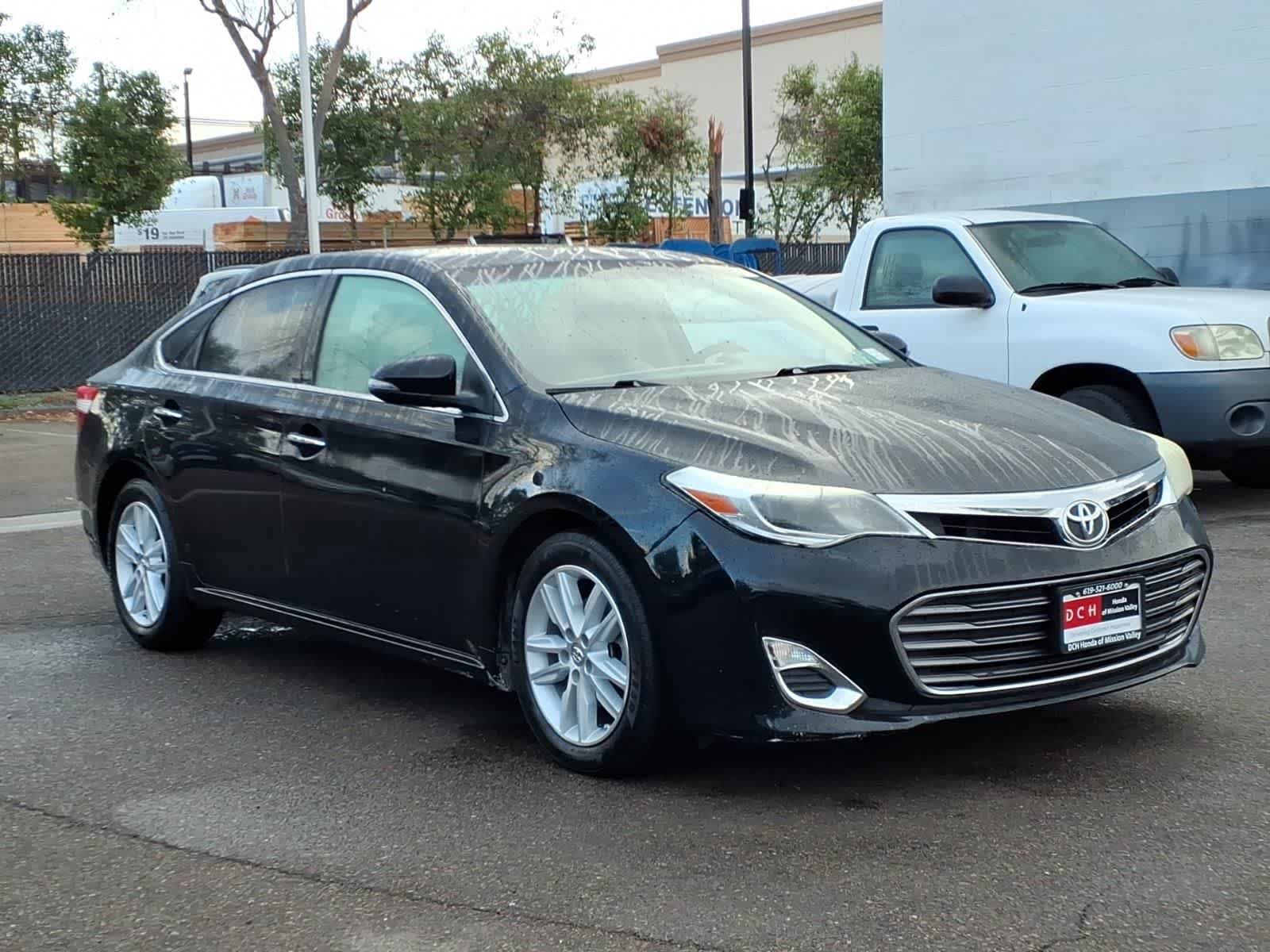 Used 2014 Toyota Avalon XLE Premium FWD video 3
