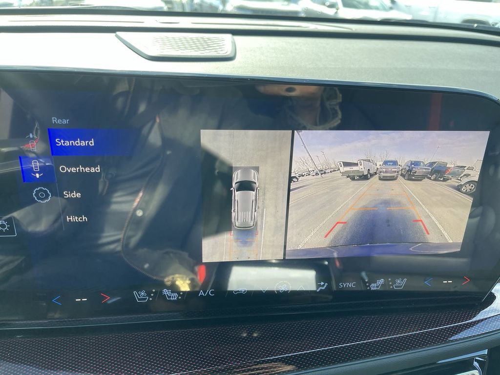 New 2026 Chevrolet Traverse RS w/ LPO, Floor Liner Package image 17