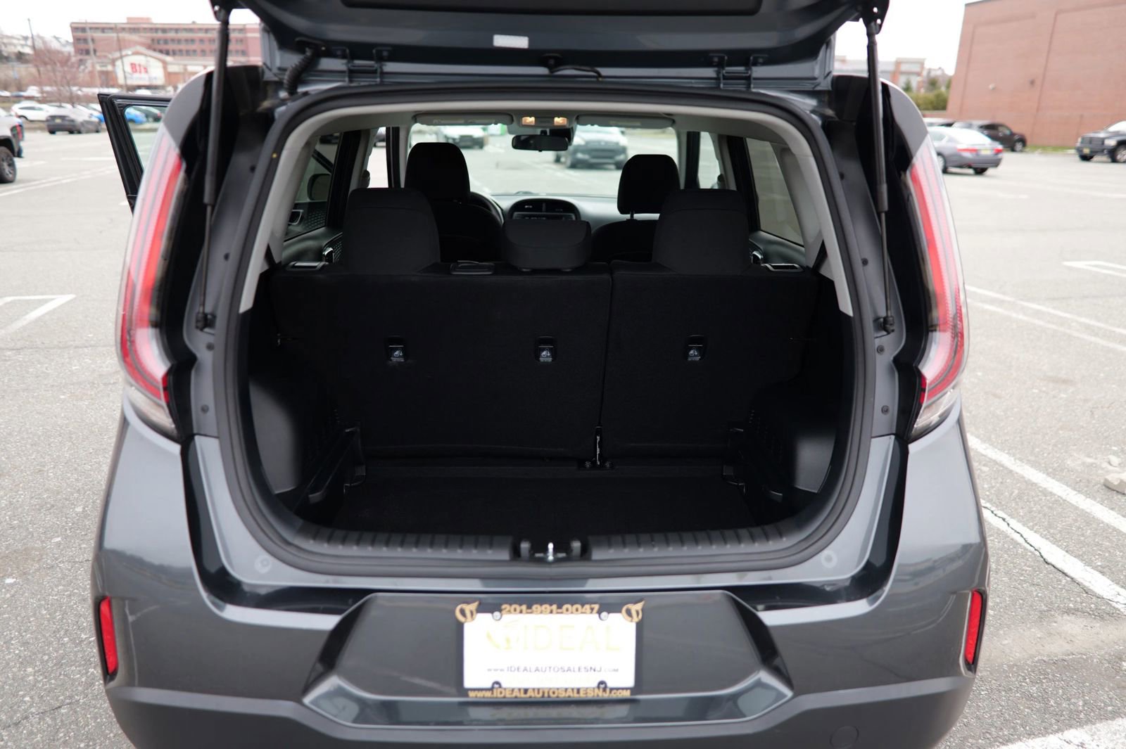 Used 2024 Kia Soul LX w/ Option Group 015 image 28